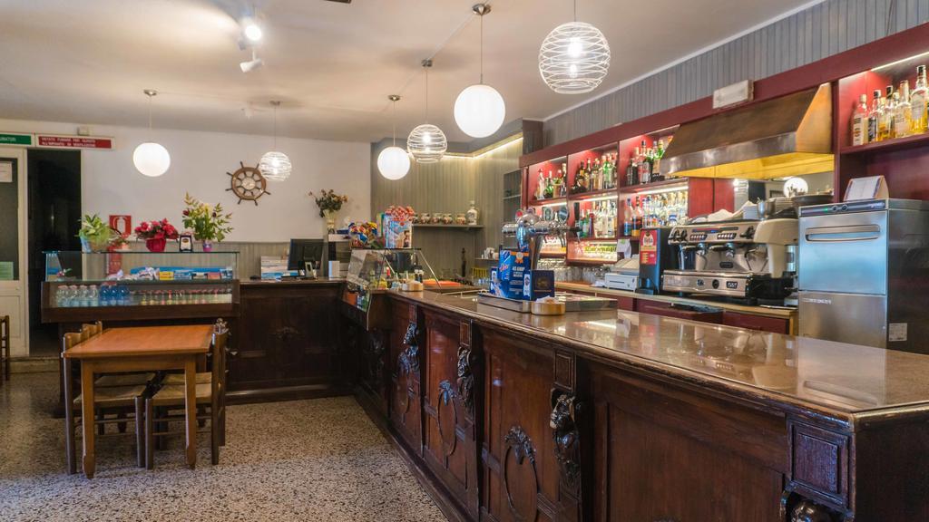 Ristorante Albergo Al Donatore Teor Экстерьер фото